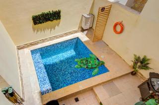 Modern Duplex Apartment with Private Pool & AC Central Malta - 7