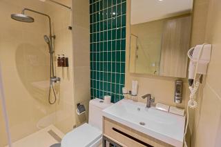 Silk Way Hotel Samarkand by HMG Al-Bukhari Memorial Complex - 8