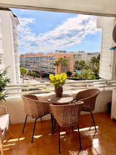 LA MER BLEUE, Boutique Apartament with free parking, full equipped in Fenals Beach - 7