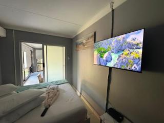 Room 3 at 39 Hoog Polokwane - 5