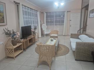 Casa completa e independiente en 2 piso - 0