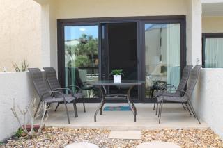 Island House F116 - 0