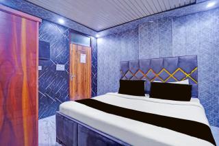 HOTEL O LAXMI NAGAR METRO - 8