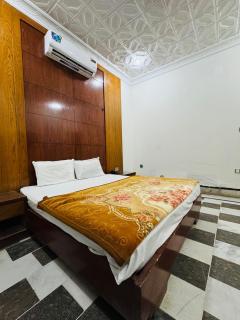 Comfort Rezidor Guest House - 3