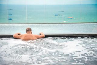 Pattaya City Center Apartment - 1
