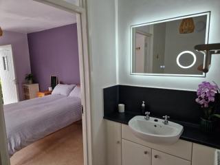 Glasbury Guest Room - between Brecon and Hay-on-Wye - 5