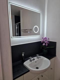 Glasbury Guest Room - between Brecon and Hay-on-Wye - 1