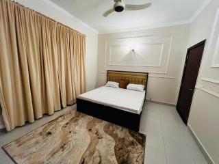 Designer Villa-Precinct 27 - 2