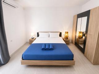 3BR 3BA Bugibba Apt & AC & 3 Balconies & Wi-Fi - 4