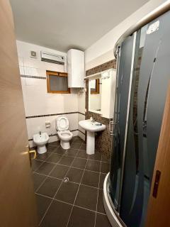 KMK Apartments in Central Shkoder - 1