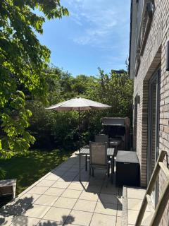 Im Bademantel an den Strand - mit Terrasse - 9