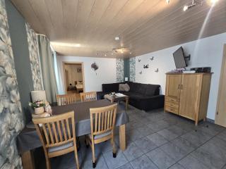 Haus Blume - 3