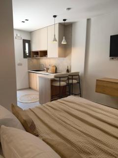 Brand new modern studio- hidden gem - 7