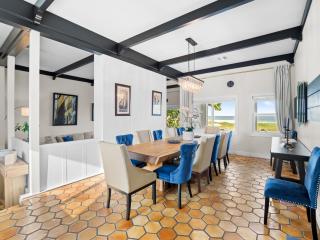 Beach front Luxury Villa 7 bedrooms 2 kitchens & Pool - 2