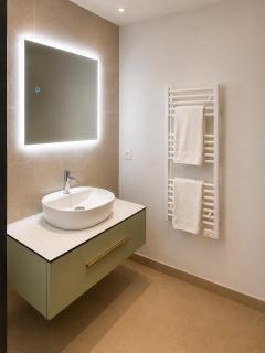 Promenade Saint Jean, appartement rénové, vue panoramique, climatisé - 7