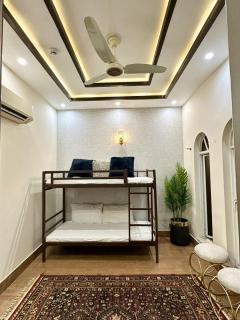 4BHK Ultra Royal Mansion in DHA Phase 6 - 6
