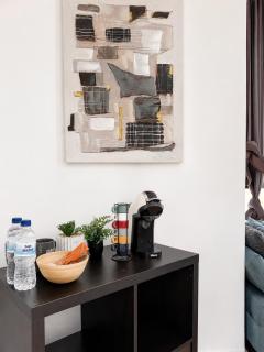 Bright & Spacious 3BR in Ta Xbiex, Full AC & WiFi - 9