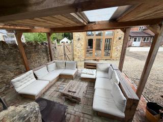 Manor Farm - 2