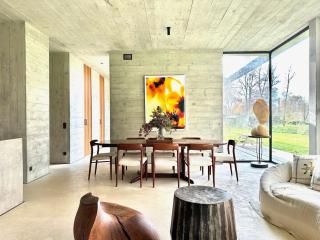 3 Bedroom Modern Glass House, Nature Scape - 4