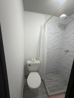 habitacion privada cerca la centros y hospitales bogota - 1