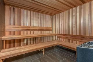 Fully Equipped Shadowplay Apartment - 5