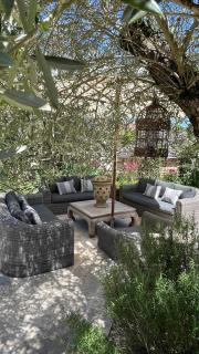 Exclusive Guesthouse with Pool near Saint Cirq Lapopie Tranquil Luxury Stay - 4