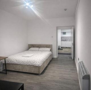 The Coach House - 7