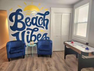 Beachcrest- Easy Walk to Tropicana & Casinos! - 1