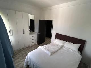 Bayview Homes Flat 1 - 2