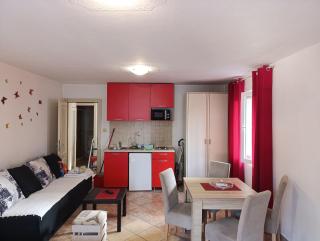 Apartment near the beach with sea view - 7
