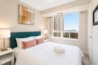 High-End 2BR 2BATH Condo-Steps to Square One Mall - 7