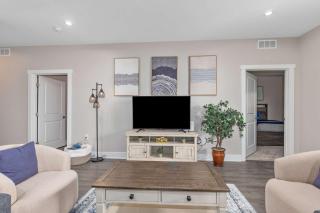 Stylish Stay Minutes from Downtown GR - 5