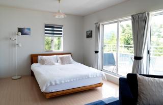 Villa Ocean Blue with Panoramic Ocean & Mountain Views - 4