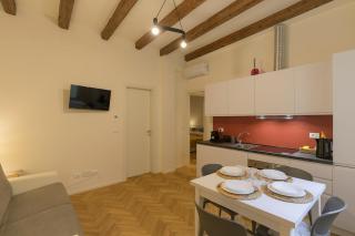 Modern Comfort in the Heart of Bologna - BeMyHost - 3