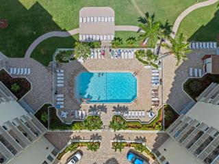 Penthouse 3A Gulf Water Views Beach Gear - 6