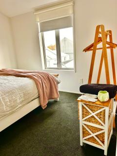 Room in Central City Apartment - 4
