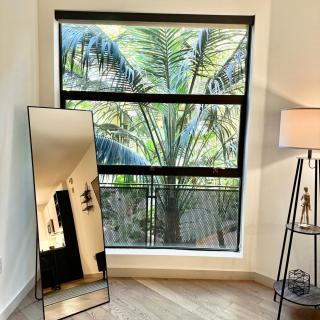 Chic Lux Apartment in Hollywood Free Parking - 8