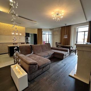 Em Apartment Новая Аркадия - 8