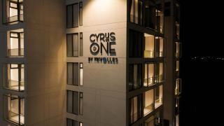 Cyrus One By Trivelles - 8
