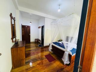 River Splendour Home Stay - 5