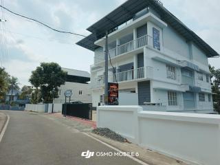 Science House Lux Inn - 4