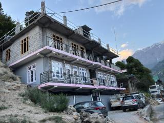 Urni The Paradise - 9