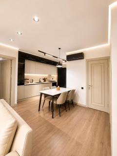 Penthouse 103 - 3
