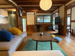 Sakura House 高知駅から車で20分-豊かな自然を味わう山の隠れ家 - Kochi - 8