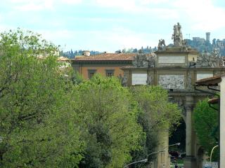 B&B Soggiorno Ponte Rosso - Florencia - 5