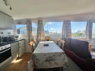 Bright Coastal Chalet Near Dartmouth | Sleeps 4 - 2