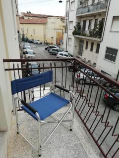 da Paola - Group Getaway - Bright Flat with Balcony WiFi & AC - Private internal Parking for motorbikes and bikes - 4