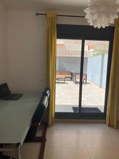 Piso en zona playa con gran terraza - 9