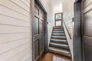 Old Enfield Condo - 1