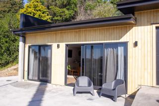 The Bee Hive - 1